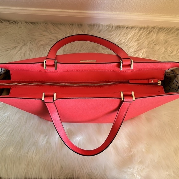 Kate Spade Cedar Street Large Harmony Tote - Picture 3 of 8